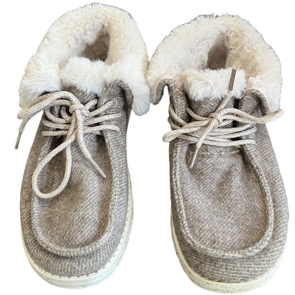 hey dude fur lined womens